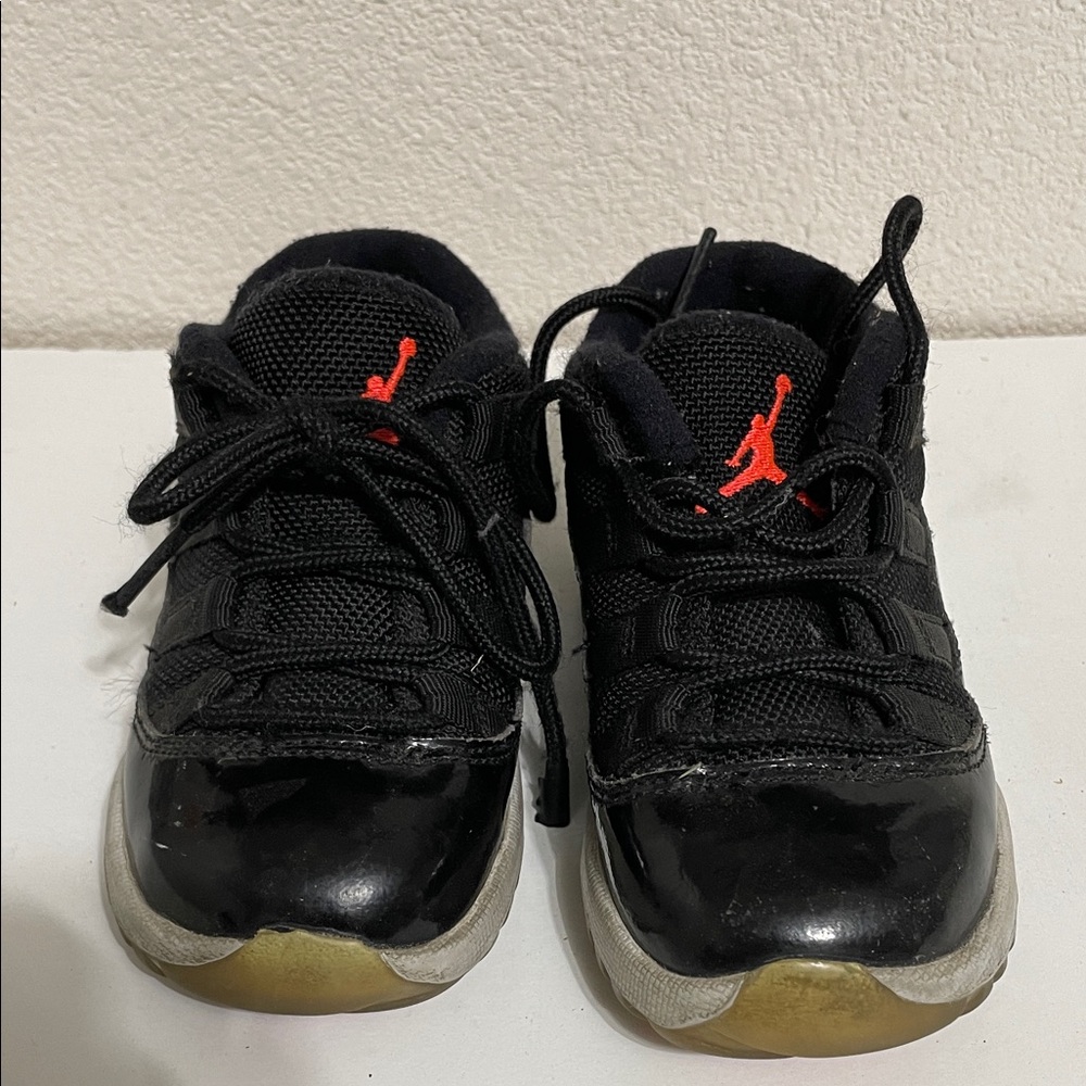 Jordan retro 11 low size 8c